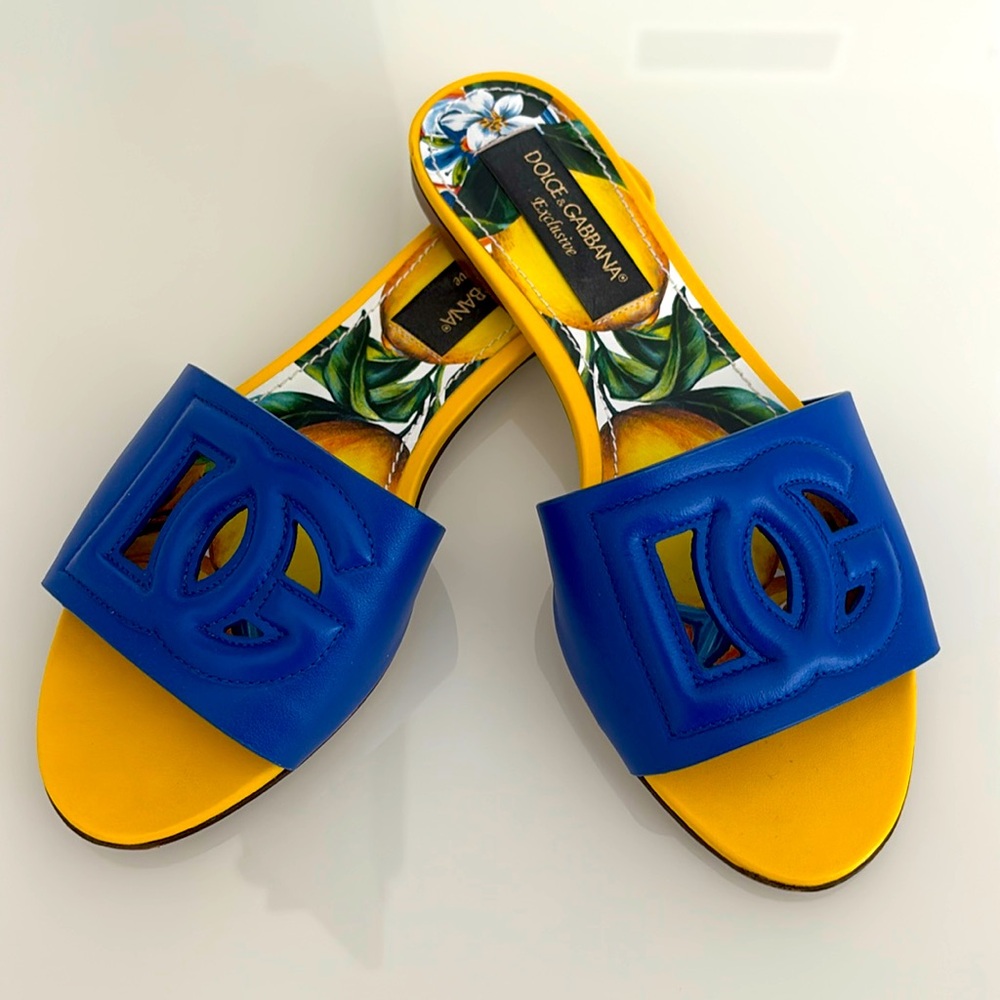 Dolce & Gabbana Millenials Sandals size 37.5 - excellent condition.